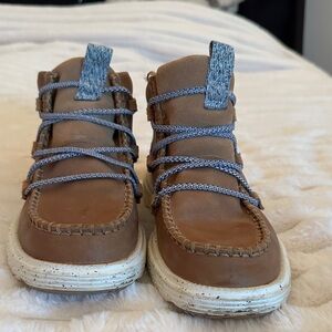 Hey Dude Women’s Brown Leather Moc Toe Boots with Blue Laces